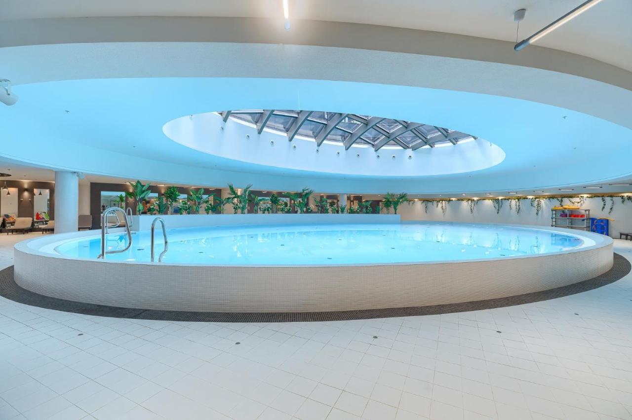 שצ'צ'ין Comfy Apartments 4-5Th Floor Hanza Tower - Sauna & Pool מראה חיצוני תמונה